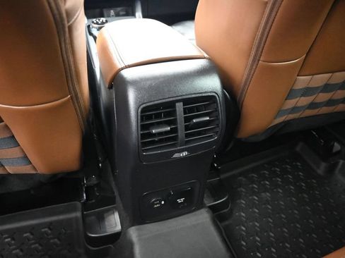 Used 2024 Ford Bronco Sport Outer Banks w/ Topo Graphic Package AWD/4WD image 21