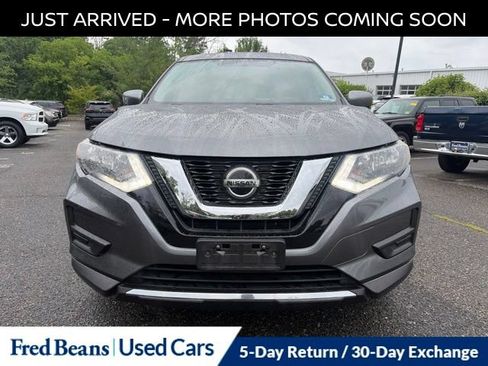 Certified 2018 Nissan Rogue S AWD/4WD image 2