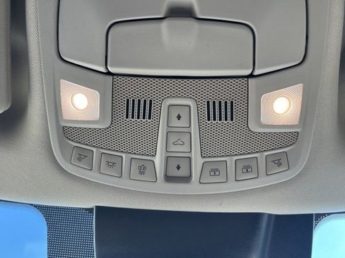 Used 2020 Ford Expedition XLT w/ Equipment Group 202A image 18