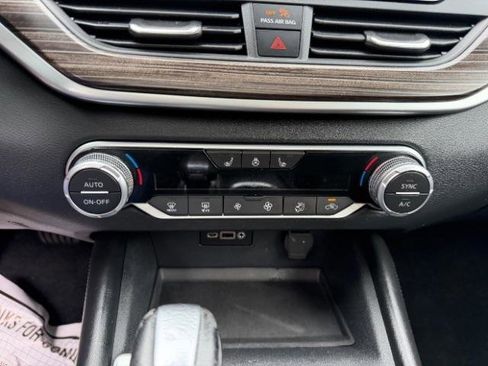 Used 2019 Nissan Altima 2.5 SL FWD image 27