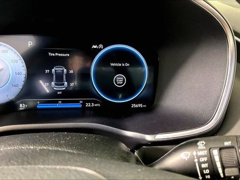 Used 2023 Hyundai Santa Fe SEL w/ Premium Package FWD image 12