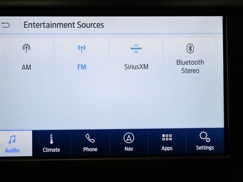 Used 2020 Ford Fusion SE w/ Equipment Group 151A image 8