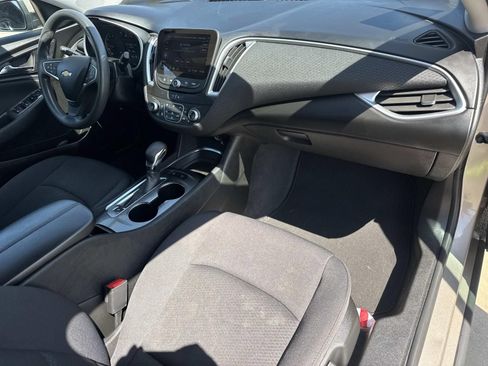 Used 2024 Chevrolet Malibu LT FWD image 10