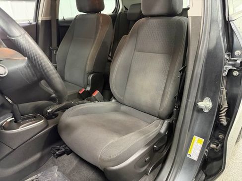 Used 2019 Chevrolet Trax LS AWD/4WD image 17