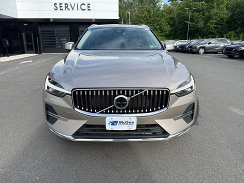 Used 2023 Volvo XC60 B5 Plus w/ Climate Package AWD/4WD image 8
