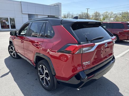 Used 2022 Toyota RAV4 XSE w/ Premium Package AWD/4WD image 10