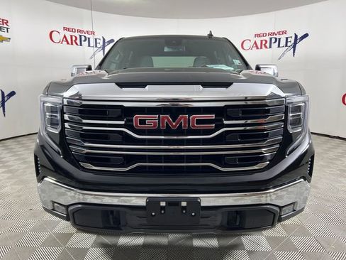 Used 2023 GMC Sierra 1500 SLT AWD/4WD image 2