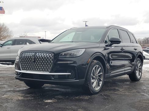 New 2026 Lincoln Corsair Premiere image 2