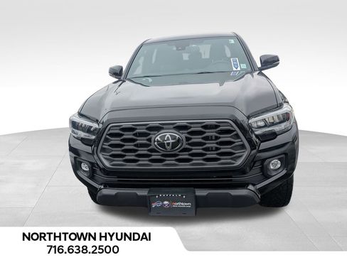 Used 2023 Toyota Tacoma TRD Off-Road image 10