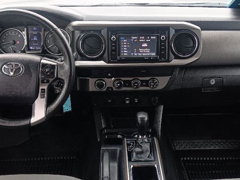 Used 2019 Toyota Tacoma SR5 image 4