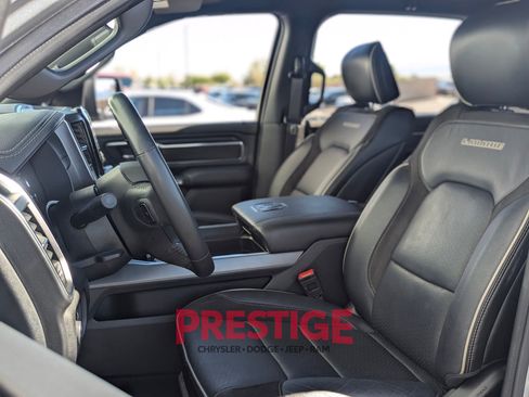 Used 2023 RAM 1500 Laramie AWD/4WD image 32