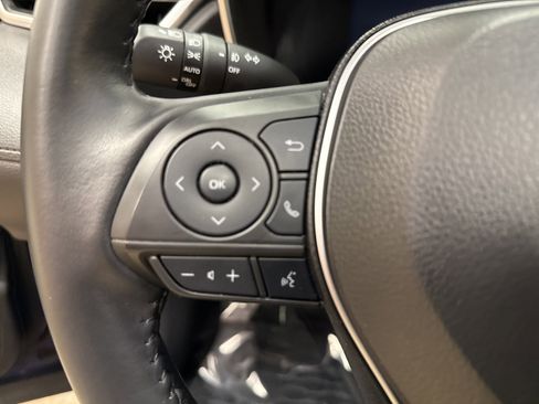 Used 2023 Toyota Corolla Cross XLE w/ Convenience Package image 47