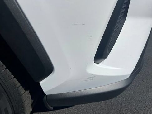 Used 2025 Toyota RAV4 LE AWD/4WD image 15