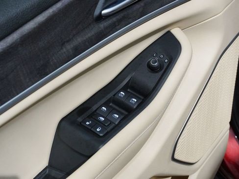 Used 2025 Jeep Grand Cherokee Limited w/ Luxury Tech Group II image 27