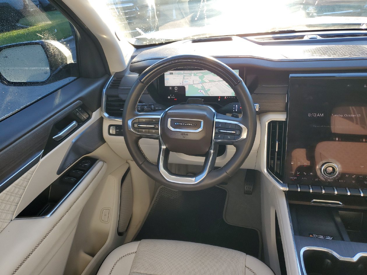 Used 2024 GMC Acadia Denali w/ Super Cruise Package FWD image 12