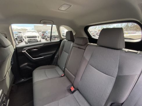 Used 2024 Toyota RAV4 XLE image 22