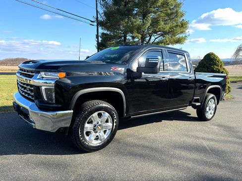 Used 2022 Chevrolet Silverado 3500 LTZ w/ LTZ Plus Package image 1