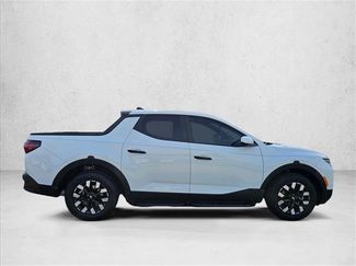 Used 2026 Hyundai Santa Cruz SE FWD video 4