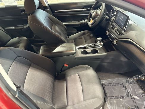 Used 2022 Nissan Altima 2.5 SV image 17