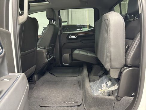 Used 2024 GMC Sierra 1500 Denali w/ Denali Reserve Package image 22
