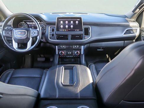 Used 2021 GMC Yukon XL SLT w/ SLT Premium Package image 31