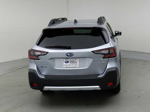 New 2025 Subaru Outback Limited image 9