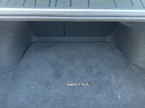 Certified 2022 Nissan Sentra SV image 39