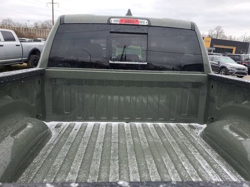 New 2026 RAM 1500 4x4 Crew Cab image 5