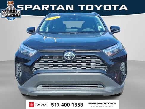 Used 2025 Toyota RAV4 XLE AWD/4WD image 3