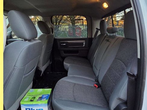 Used 2018 RAM 2500 Big Horn w/ Harvest Edition image 15