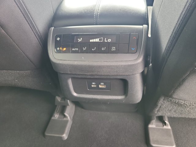 Used 2023 Nissan Pathfinder SV FWD image 15