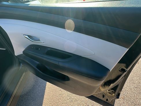 Used 2025 Hyundai Tucson SEL image 19