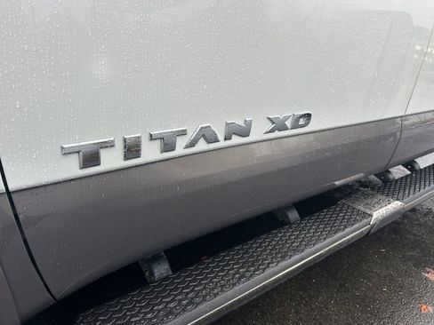 Used 2018 Nissan Titan Platinum Reserve w/ Platinum Utility Package image 32