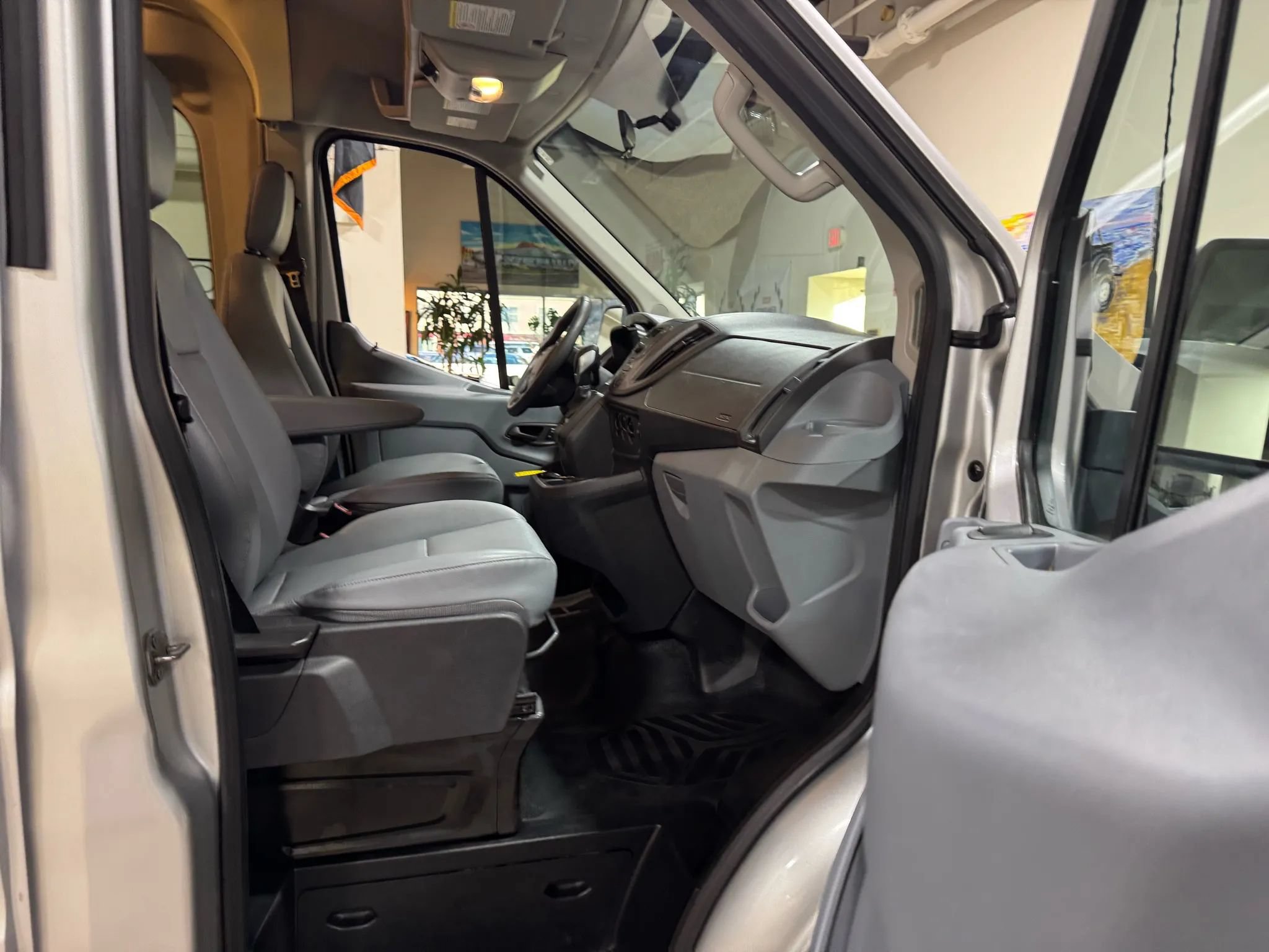 Used 2015 Ford Transit 350 148 Medium Roof RWD image 34
