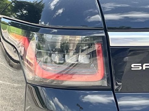 Used 2019 Land Rover Range Rover Sport HSE AWD/4WD image 10