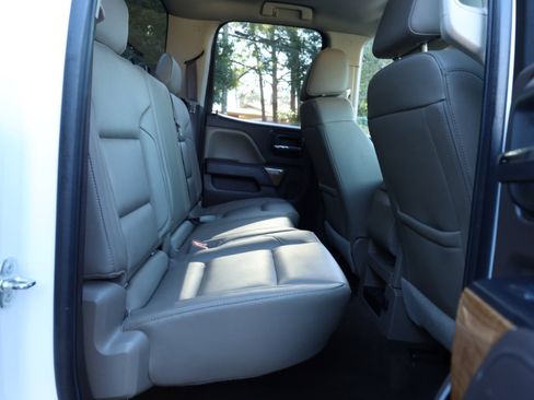 Used 2017 GMC Sierra 1500 SLT w/ SLT Premium Package image 15