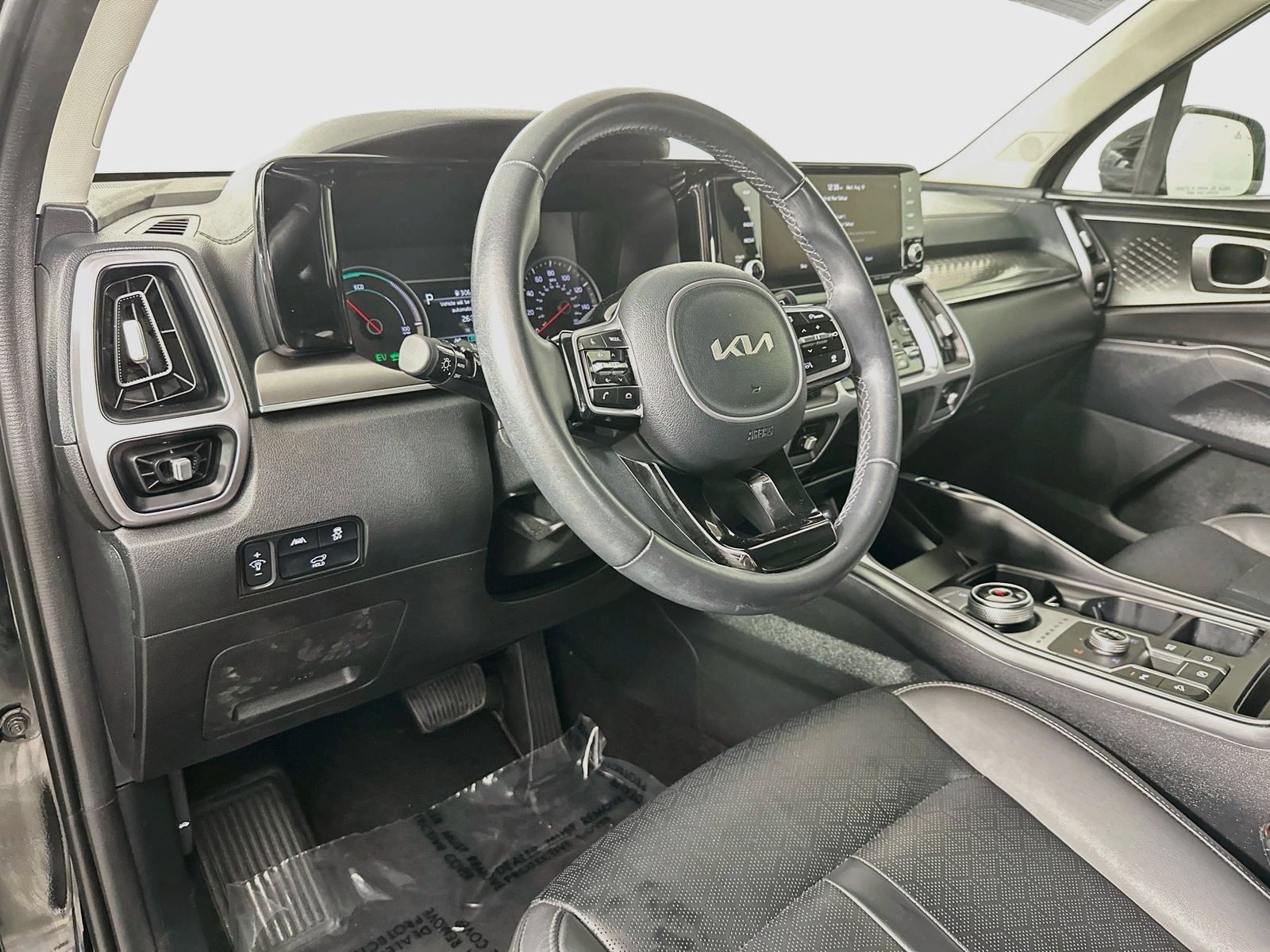 Used 2023 Kia Sorento EX AWD/4WD image 9