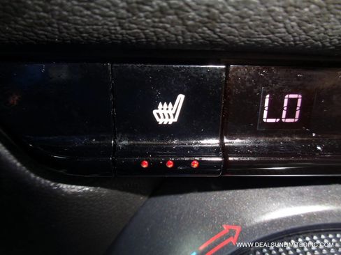 Used 2021 Chevrolet Blazer LT AWD/4WD image 11
