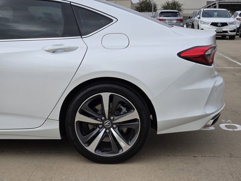 Used 2025 Acura TLX w/ Technology Package image 15
