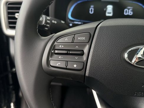 New 2026 Hyundai Venue SEL image 19