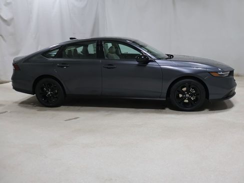 New 2025 Honda Accord SE image 8