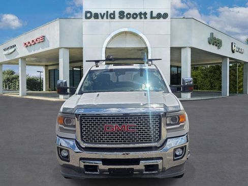 Used 2015 GMC Sierra 3500 Denali w/ Duramax Plus Package AWD/4WD image 2