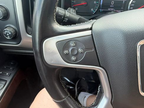 Used 2018 GMC Sierra 1500 SLE w/ SLE Value Package AWD/4WD image 22
