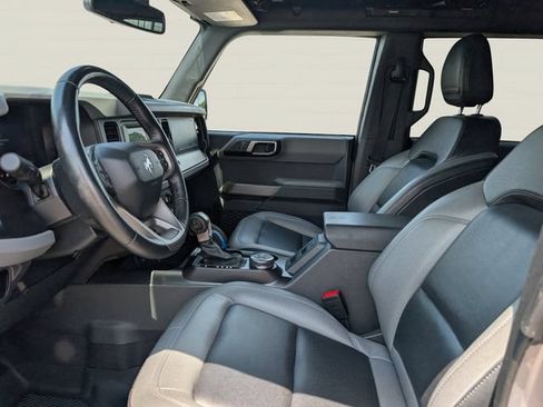 Used 2023 Ford Bronco Black Diamond AWD/4WD image 11