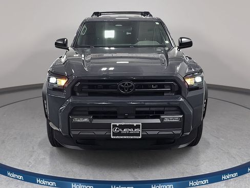 Used 2025 Toyota 4Runner SR5 AWD/4WD image 3