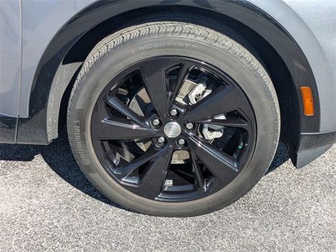 Used 2021 Buick Envision Essence w/ Sport Touring Package image 10