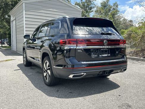 Used 2024 Volkswagen Atlas SEL AWD/4WD image 4