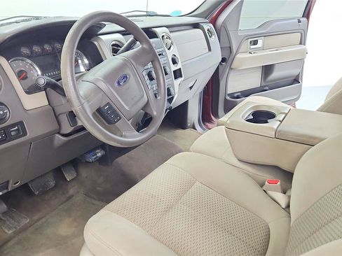 Used 2010 Ford F150 XLT image 10
