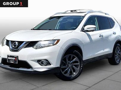 Used 2016 Nissan Rogue SL w/ SL Premium Package