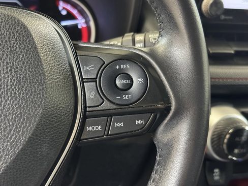 Used 2020 Toyota RAV4 TRD Off-Road image 33